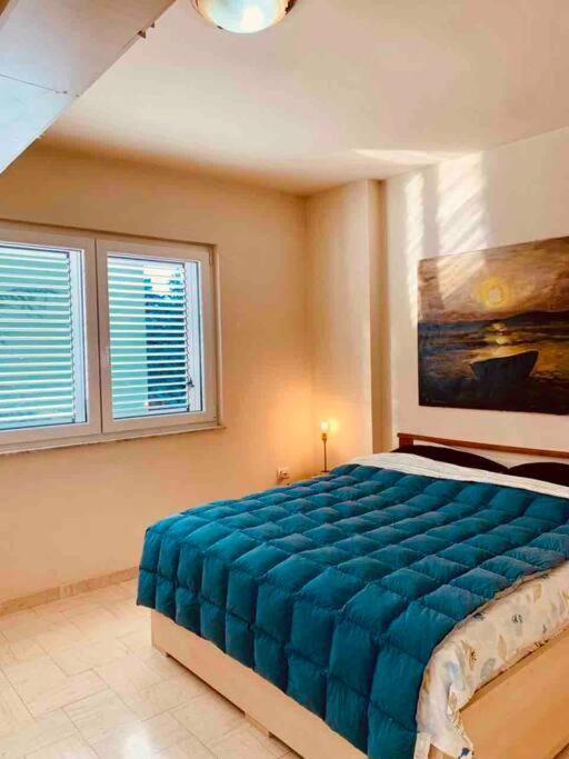 Chic City Retreat - Stylish Apartment In Bllok, Tiranë Luaran gambar